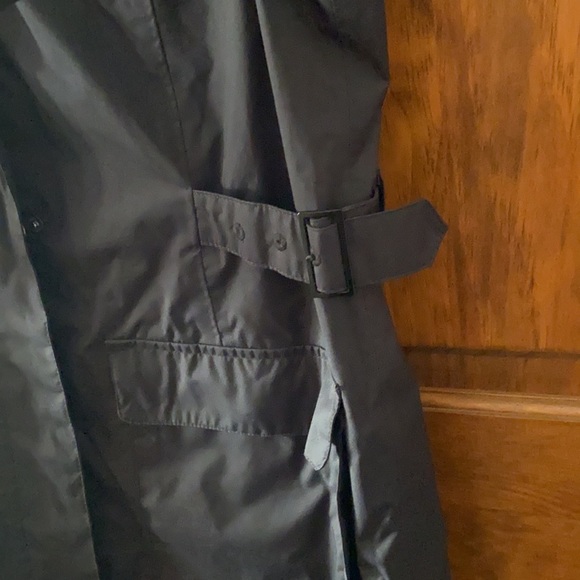 The North Face Black Jacket - Picture 3 of 3